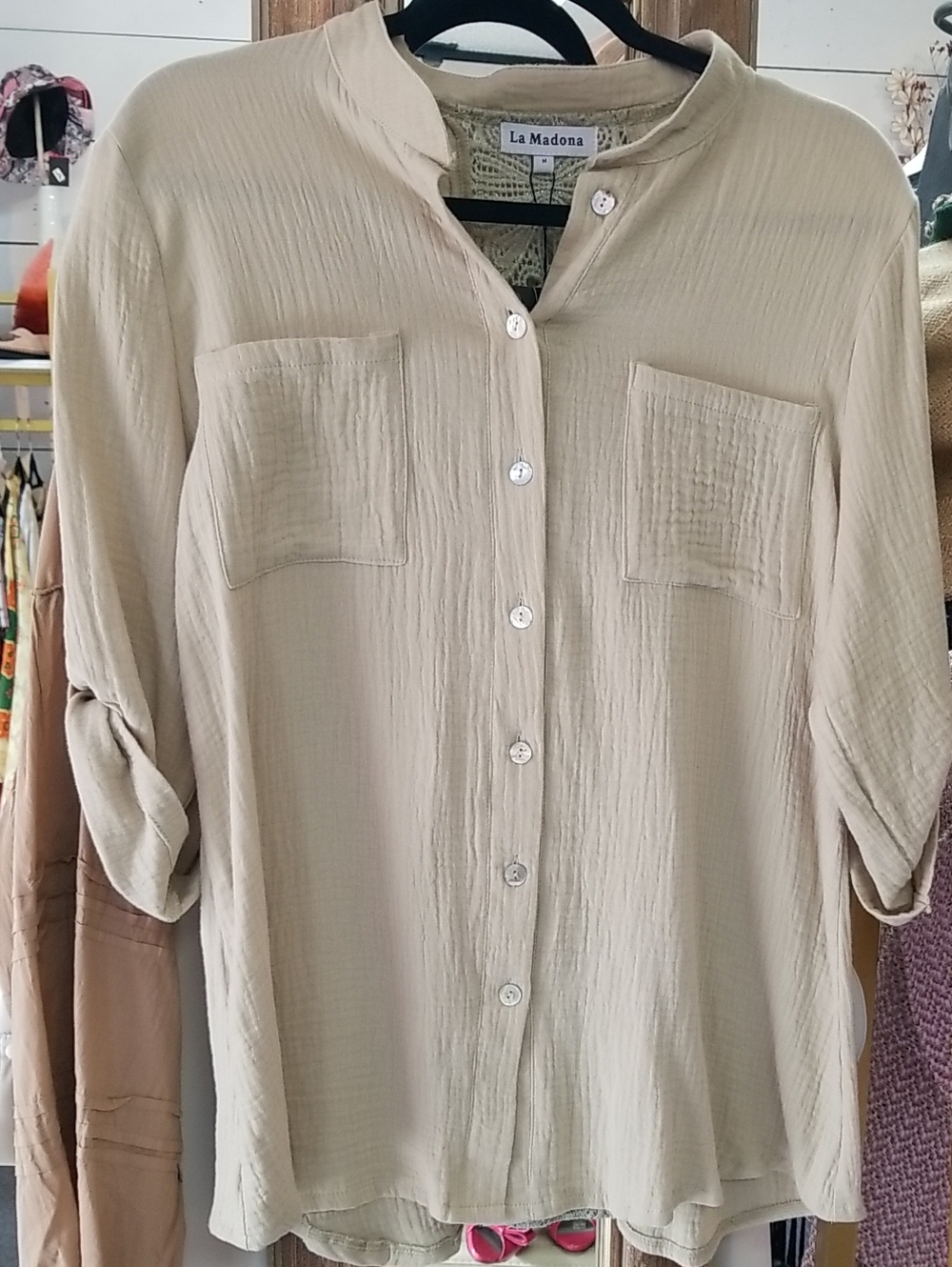 Womens Cream Button-Front Relaxed Blouse